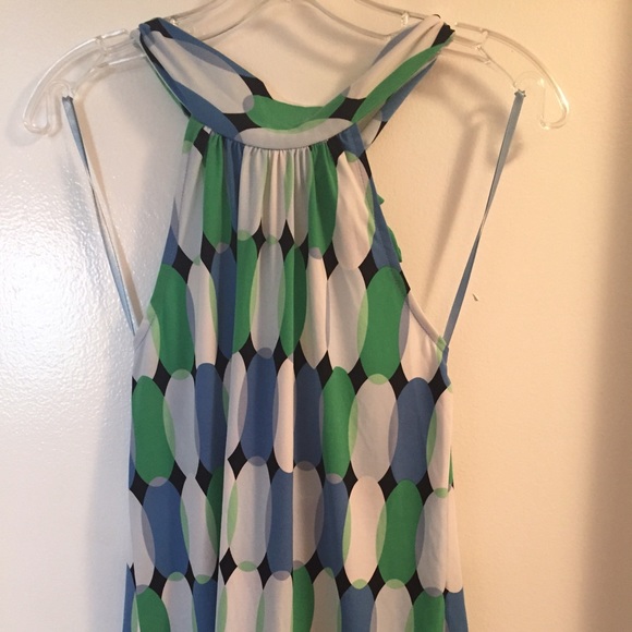 High-neck Halter Top - Picture 3 of 4