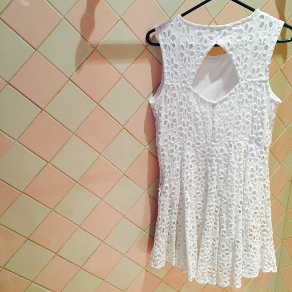 Charming Charlie white dress size small - Picture 2 of 3