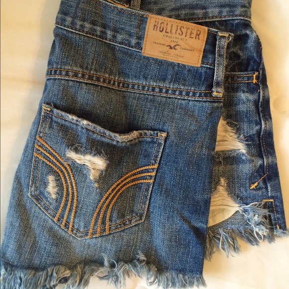Hollister high waisted shorts
