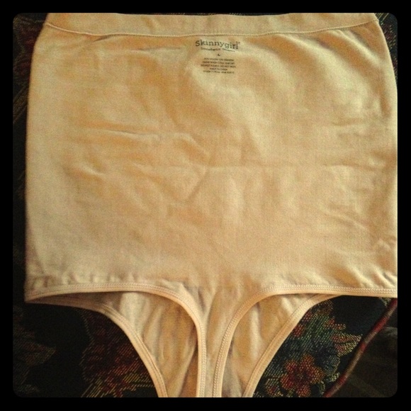Skinnygirl shapewear