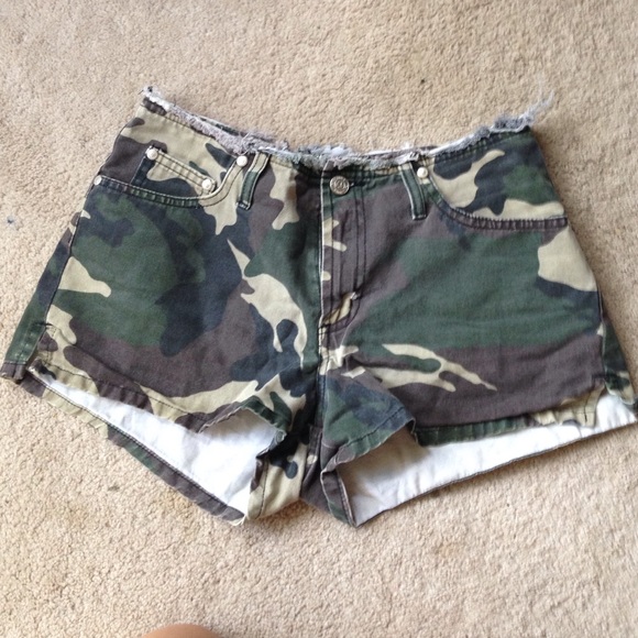 Camo shorts.