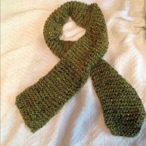 Handmade knit scarf