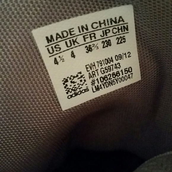 Adidas high top - Picture 3 of 3