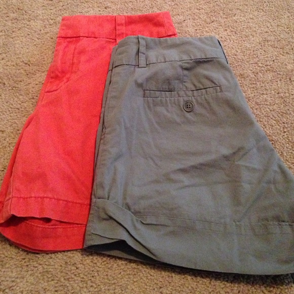 Coral and gray shorts bundle - Picture 1 of 4