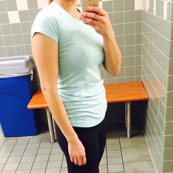 🚫SOLD🚫Lululemon swiftly tech crew - Picture 4 of 4