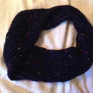 Infinity scarf