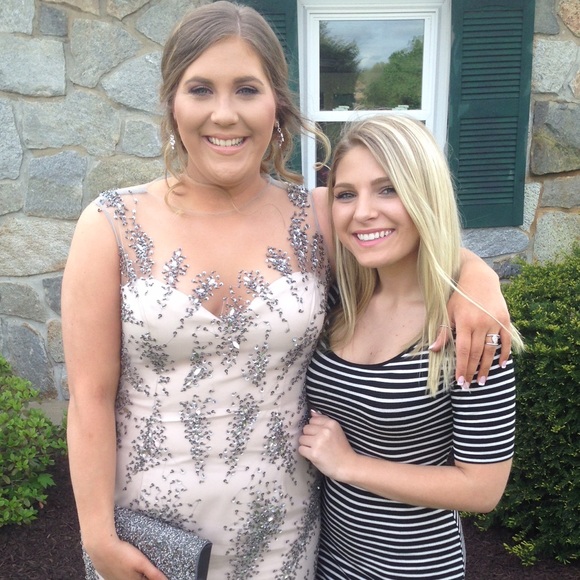 MEET YOUR SELLER ❤️ - Picture 3 of 3