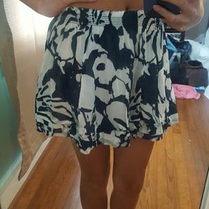 Navy and white Hollister skirt