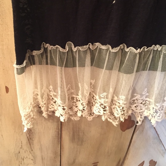 Tunic - Picture 3 of 3