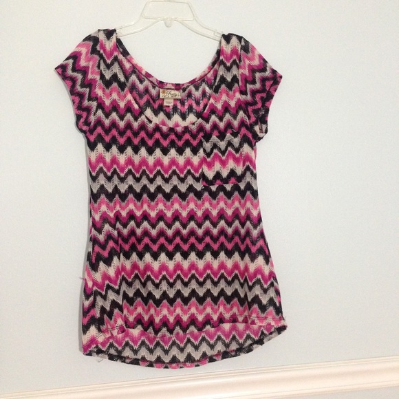 Cute chevron top