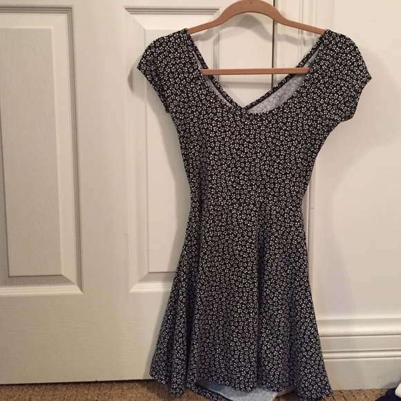 Brandy Melville Bethan Dress