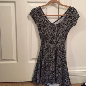 Brandy Melville Bethan Dress