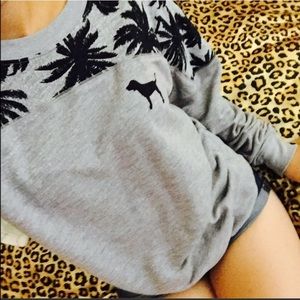 VS Grey varsity Crew xs