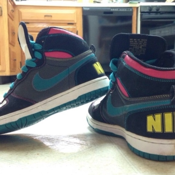 colorful nikes for men