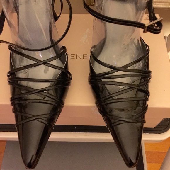 Pumps - Picture 3 of 4