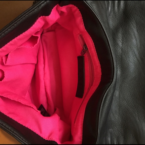 Over the Shoulder Black Clutch with Chain edges - Picture 4 of 4