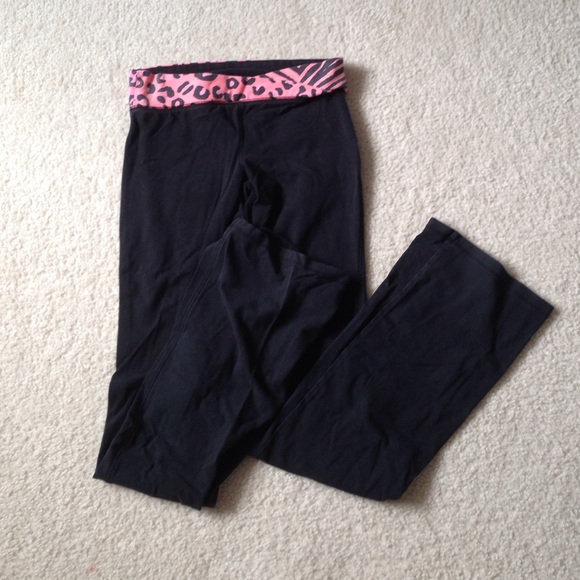 VS Pink Yoga Pants