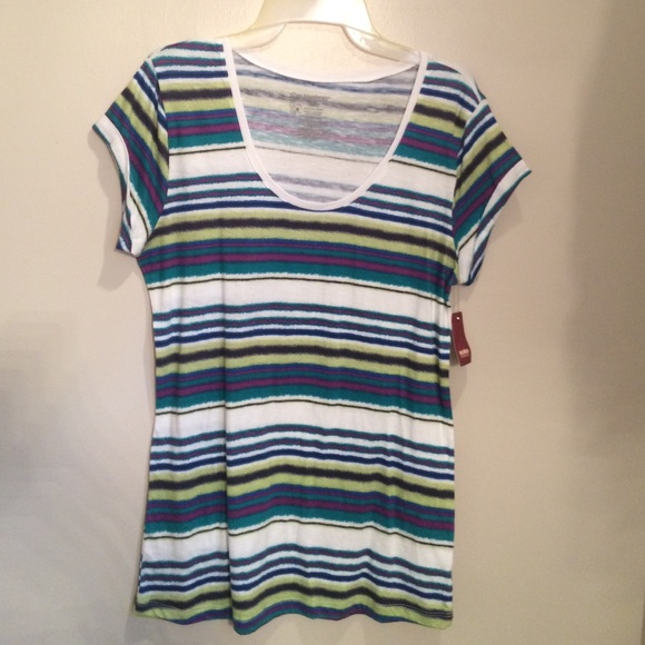 Stripped No boundaries shirt
