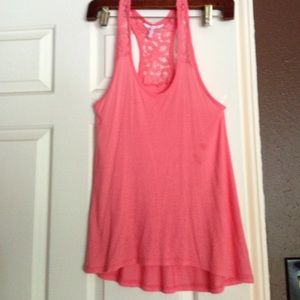 Coral top