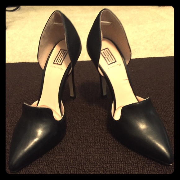 Cute and Sassy Black Pumps!!!