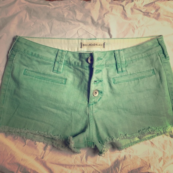Shorts - Picture 1 of 3