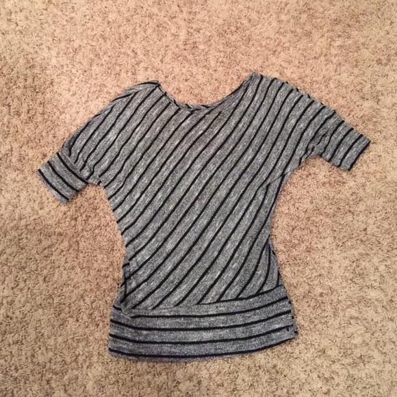 Black and grey stripe top
