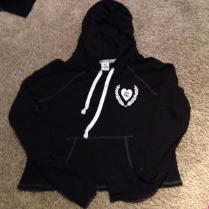 Black hooded sweat shirt with pockets