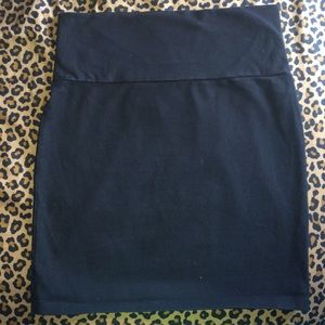 Black pencil skirt