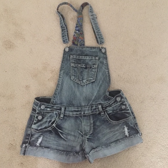 💜💜💜Tilly's jumper shorts!!!💜💜💜