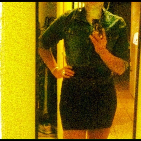 Charlotte Russe Skirt - Picture 2 of 3