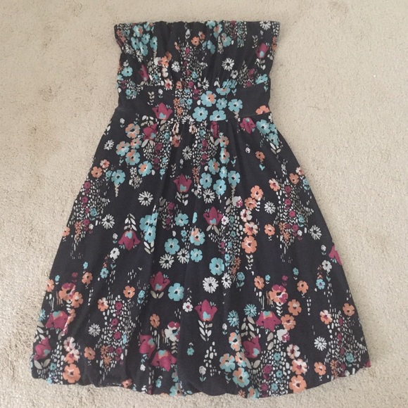 ❤️❤️❤️American Rag strapless dress❤️❤️❤️
