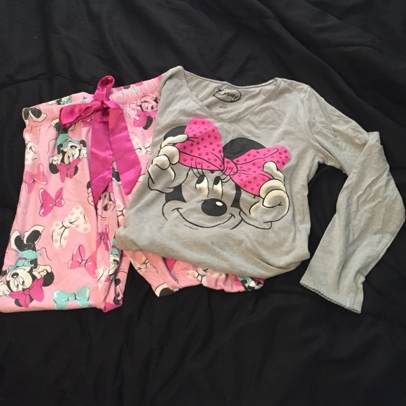 Disney Minnie pajama set