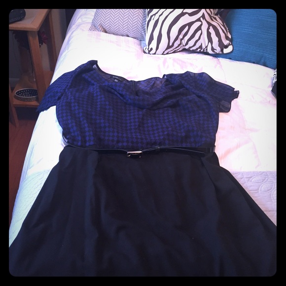 Alyx womens plus black & blue belted dress