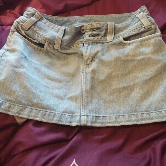 American eagle jean skirt