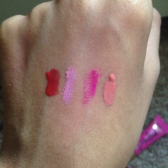 Random Lip Bundle - Picture 4 of 4