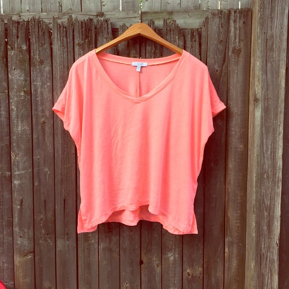 Neon loose fit