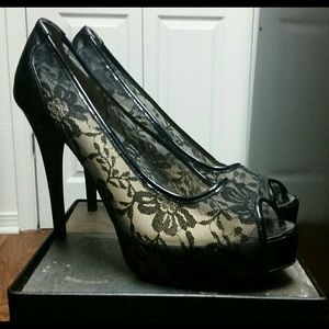 Guess Open Toe Black Lace Pumps Size 8.5