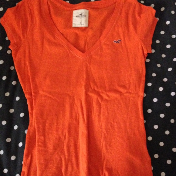 Hollister shirt small