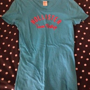 Hollister shirt small