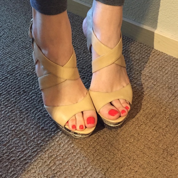 Nude + Snakeskin Wedges - Picture 4 of 4