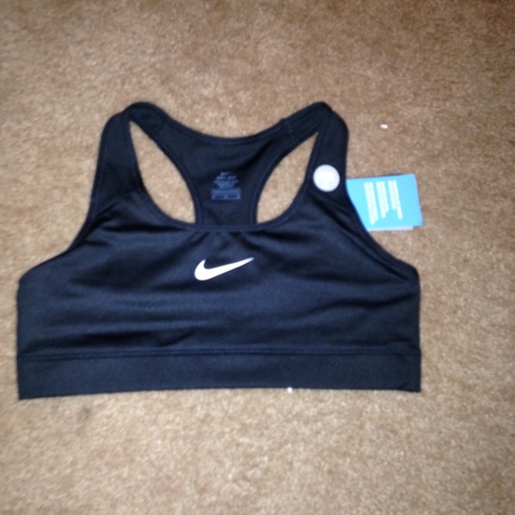 Black Nike sports bra size small