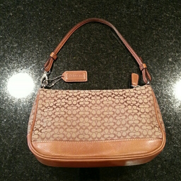 NEW Coach Leather Mini "c" Signature