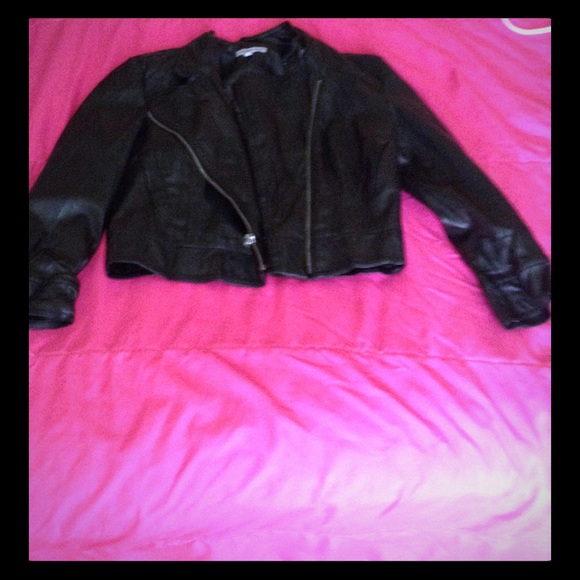 Brand new leather jacket! (TRADED) :)