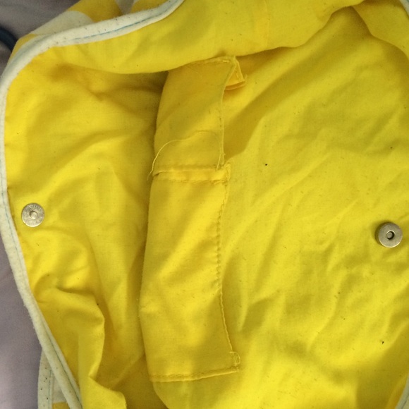 ✨SOLD ON MERCARI✨ Pikachu Shoulder Bag - Picture 4 of 4