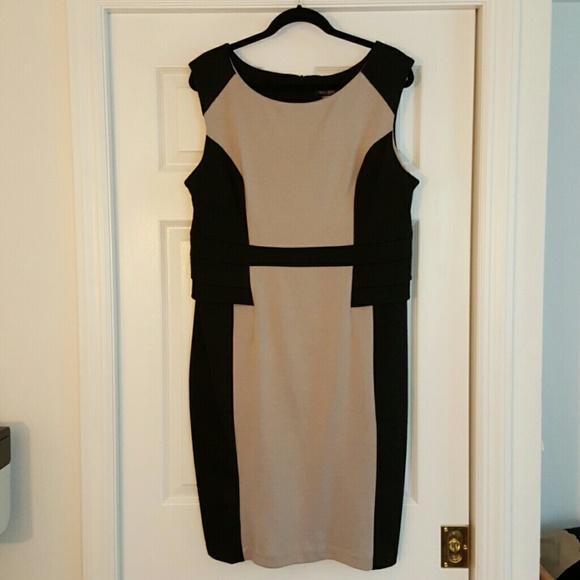 Black & Grey sleeveless dress. - Picture 1 of 4