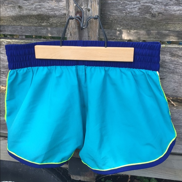 Blue running shorts - Picture 2 of 4