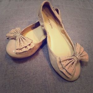 Women's Gianni Bini Flats