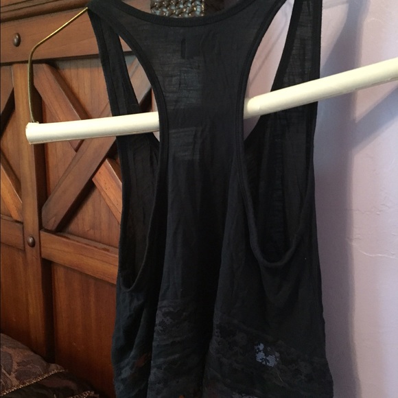 Lace flowy tank top - Picture 4 of 4