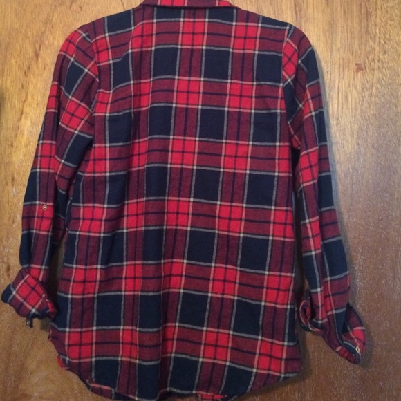 Printed flannel with studs - Picture 3 of 3