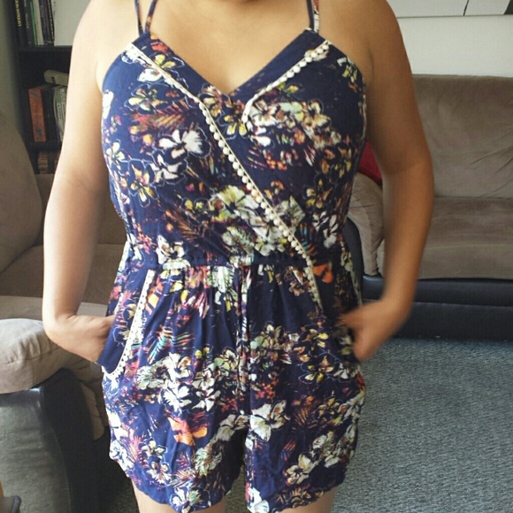 NWOT blue floral romper